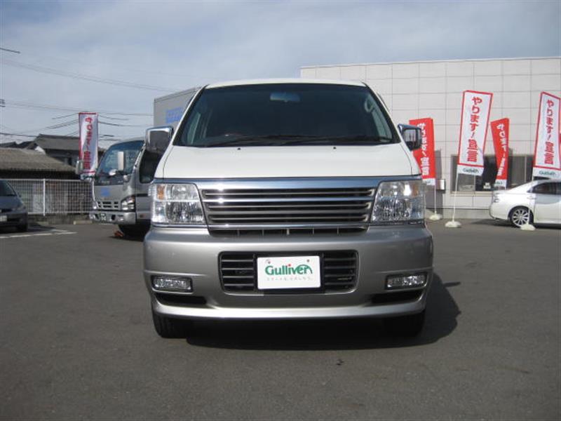 エルグランド 日産 メモリアルセレクション ８人乗り 平成13年8月 平成14年5月 の画像 新車 中古車カタログ装備スペック情報 中古車のガリバー